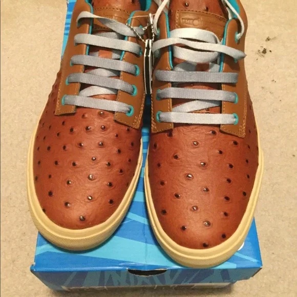 The Hundreds Benny Gold Johnson Low size 8 men’s - Picture 1 of 9